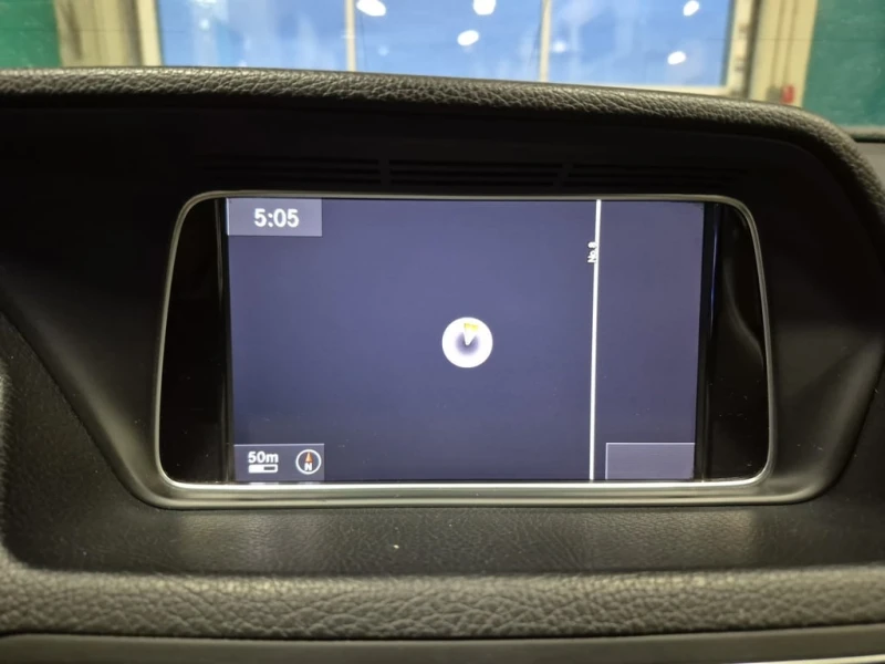 Mercedes-Benz E 350 * CARFAX * ЦЕНА ДО БГ, снимка 12 - Автомобили и джипове - 53341057