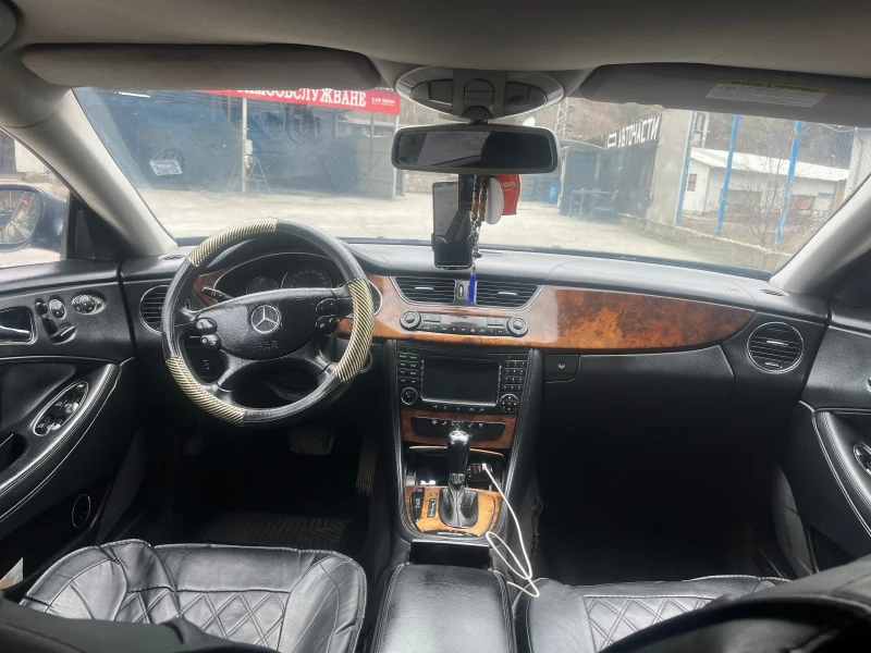 Mercedes-Benz CLS 320, снимка 11 - Автомобили и джипове - 53370685