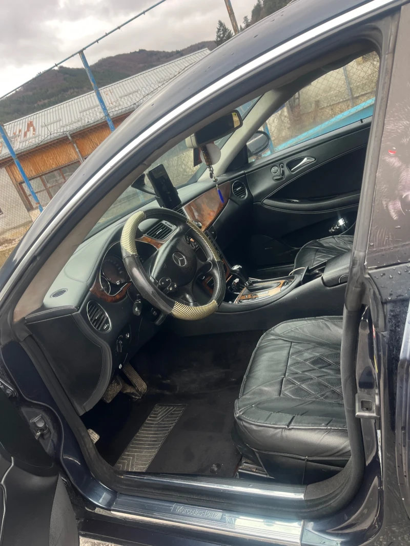 Mercedes-Benz CLS 320, снимка 8 - Автомобили и джипове - 53370685