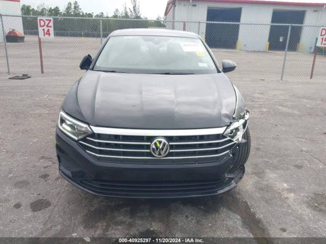 VW Jetta, снимка 3 - Автомобили и джипове - 48332792