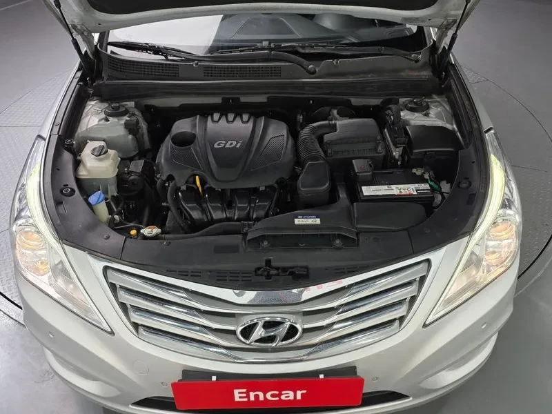 Hyundai Grandeur 2.4, снимка 6 - Автомобили и джипове - 54626067