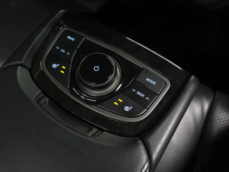 Hyundai Grandeur 2.4, снимка 16 - Автомобили и джипове - 54626067