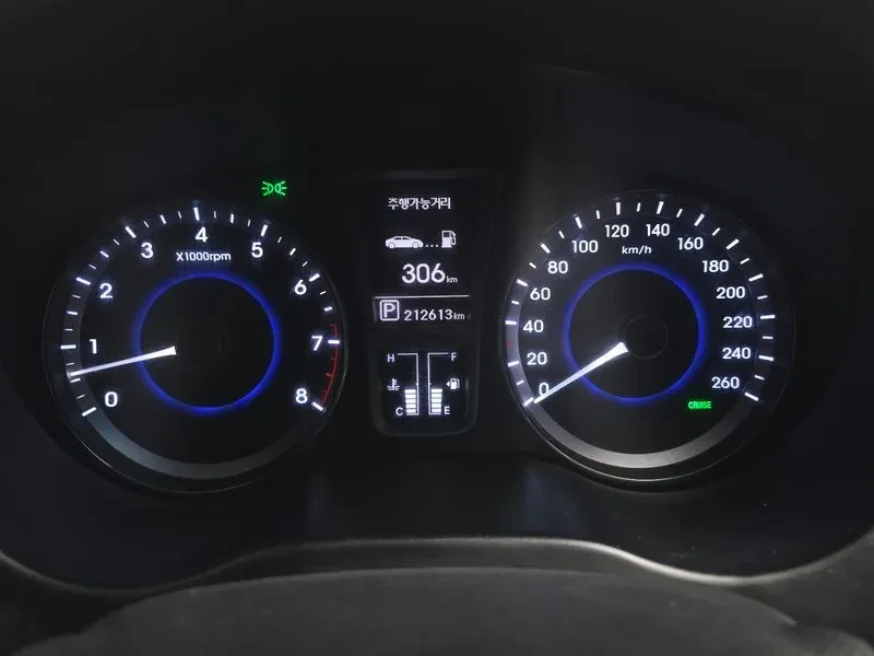 Hyundai Grandeur 2.4, снимка 8 - Автомобили и джипове - 54626067