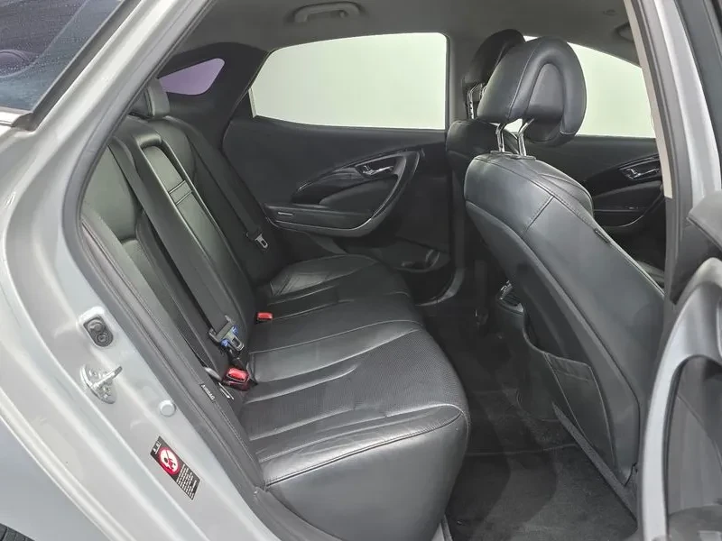 Hyundai Grandeur 2.4, снимка 12 - Автомобили и джипове - 54626067
