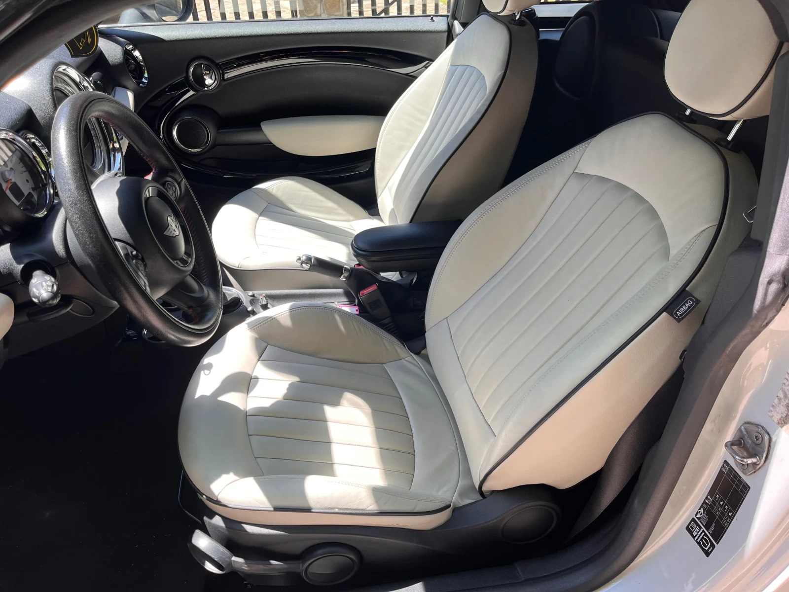 Mini John Cooper Works Coupe, снимка 1