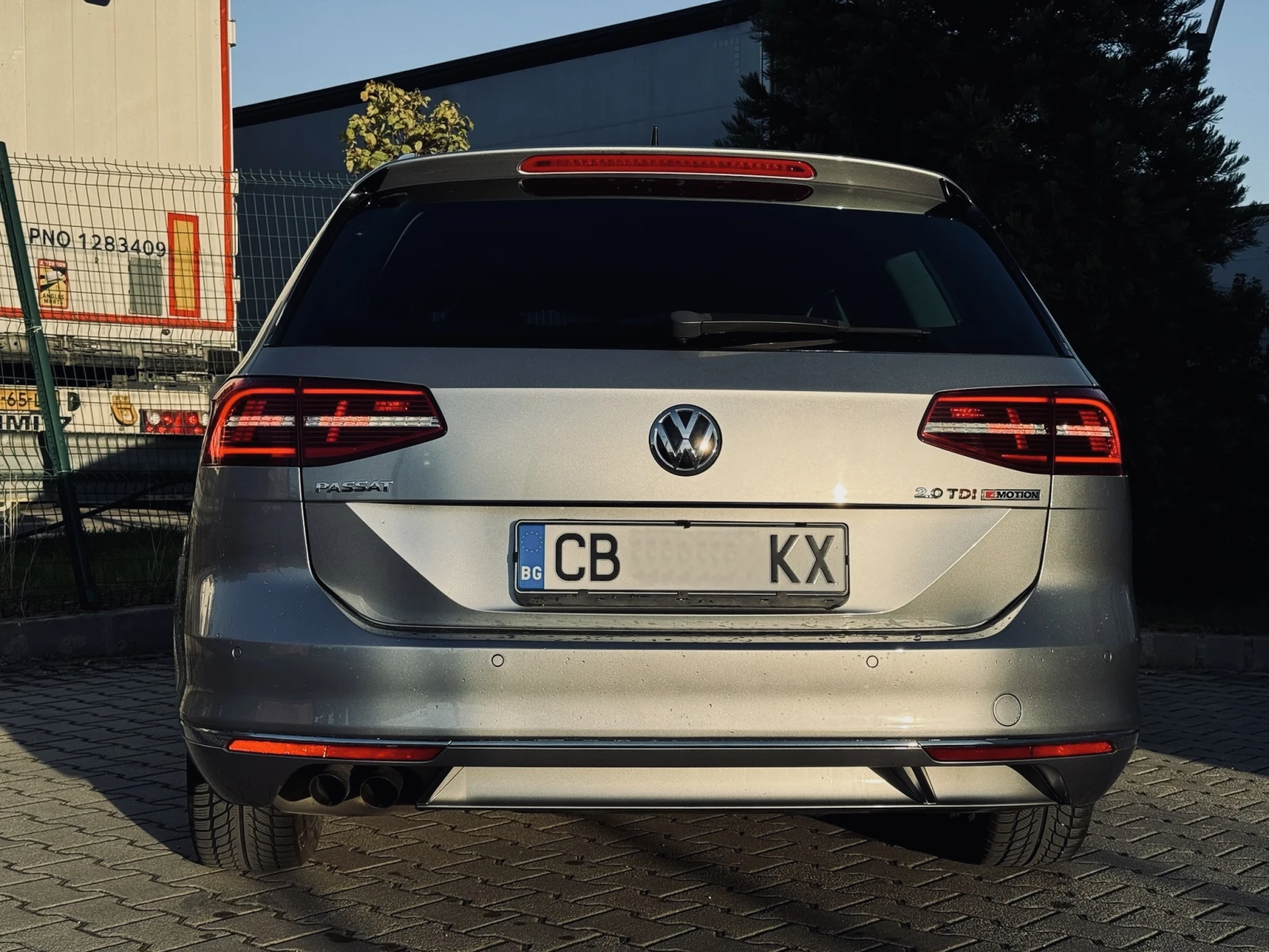 VW Passat 2.0 TDI / 4Motion / DSG / Highline - изображение 5