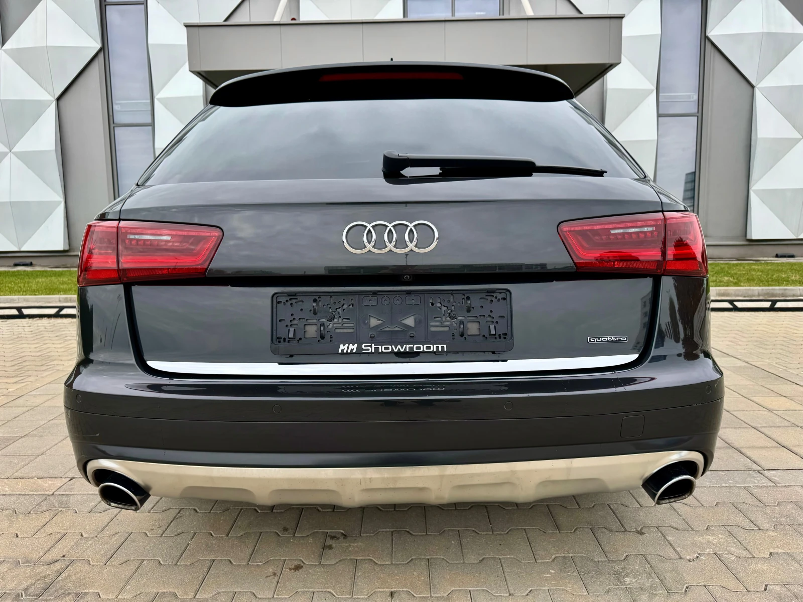 Audi A6 Allroad 3.0BI-TURBO-360КАМЕРИ-ОБДУХВАНЕ-DISTRONIC-LANE-ASI - изображение 6