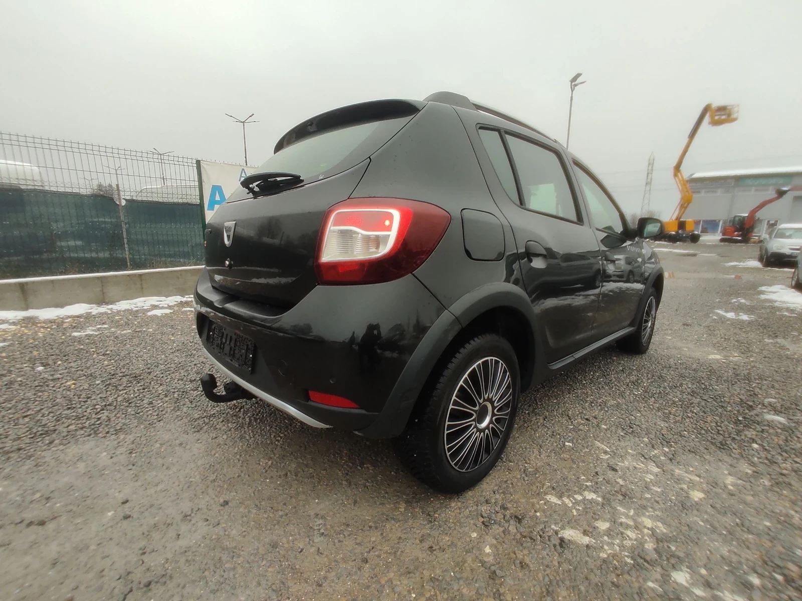 Dacia Sandero 1.5DCi/STEPWAY/EURO 5 B/NAVI/90K.C. - изображение 3