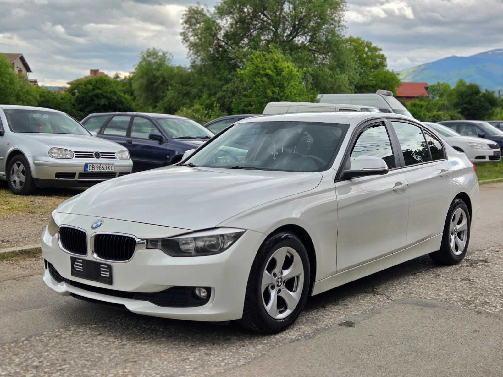 BMW 320 ED 163к.с. БЯЛА ПЕРЛА - изображение 2