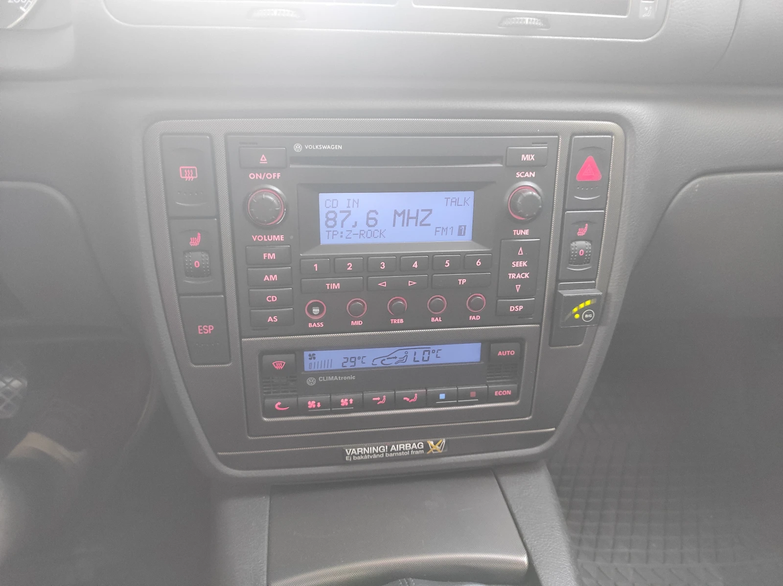 VW Passat 1.8T B5.5 Нов ГИ  - изображение 9