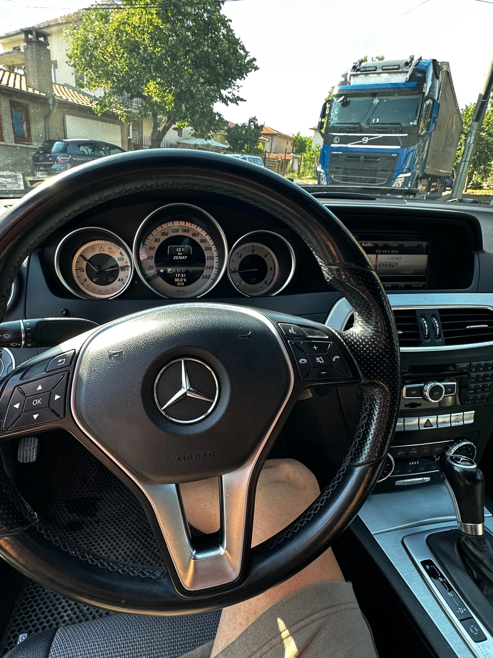 Mercedes-Benz C 220 AMG - изображение 10