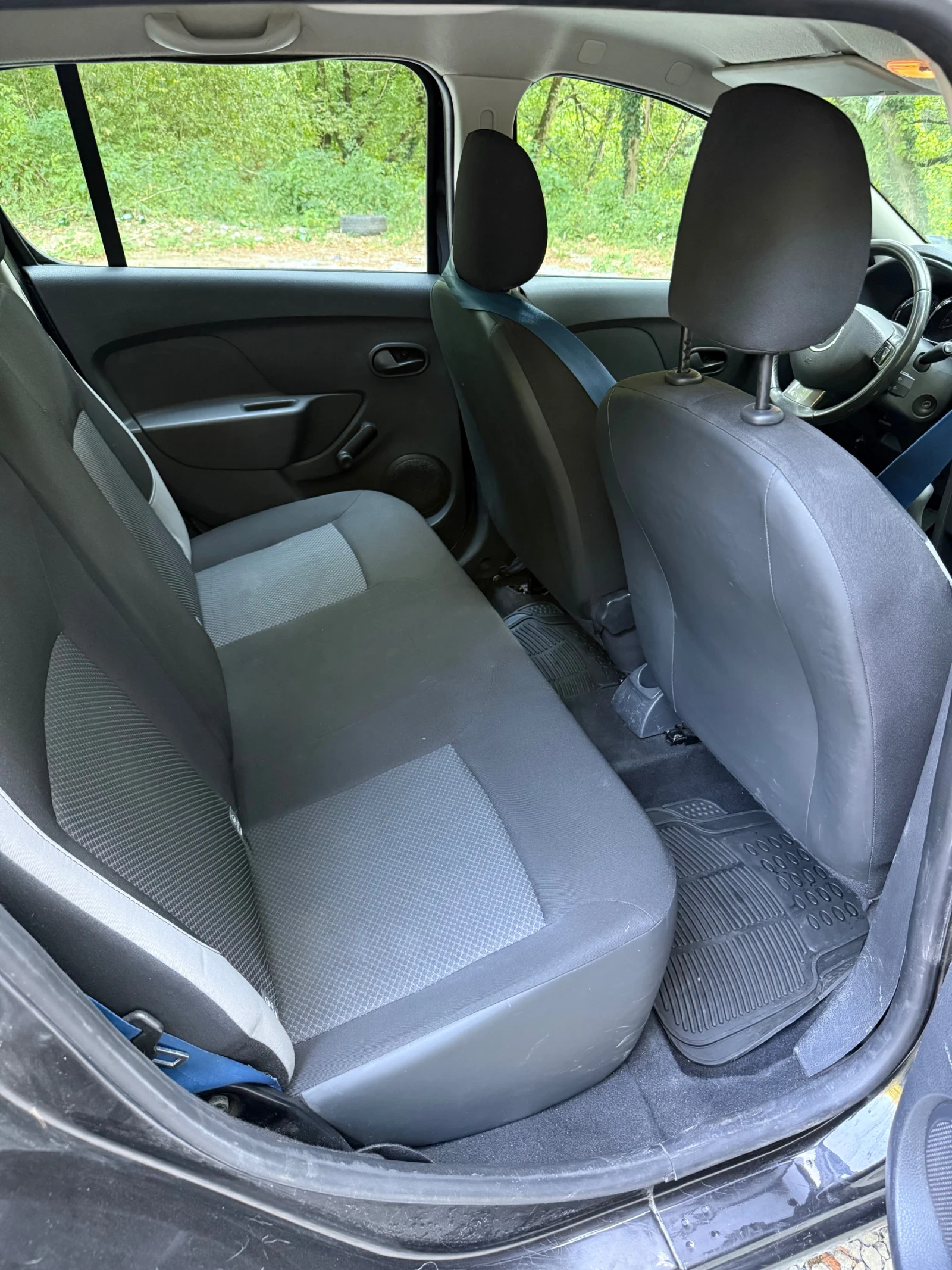 Dacia Sandero 1.5 dCI - изображение 6