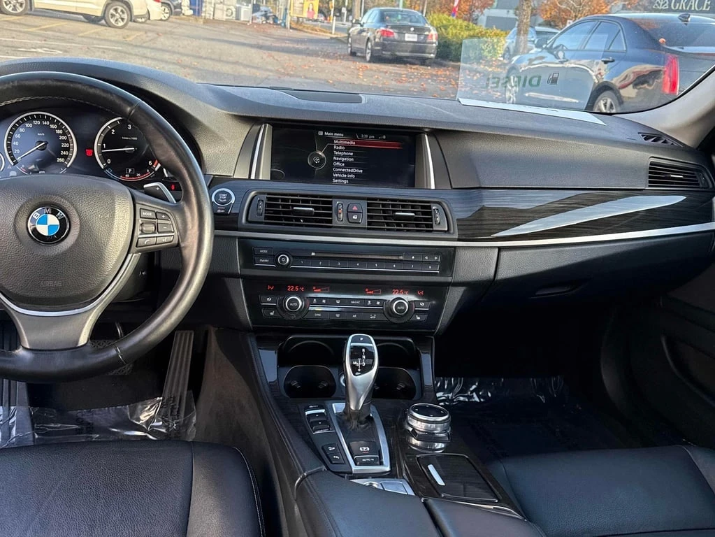 BMW 535 * 535d xDrive * CARFAX *    | Mobile.bg   9