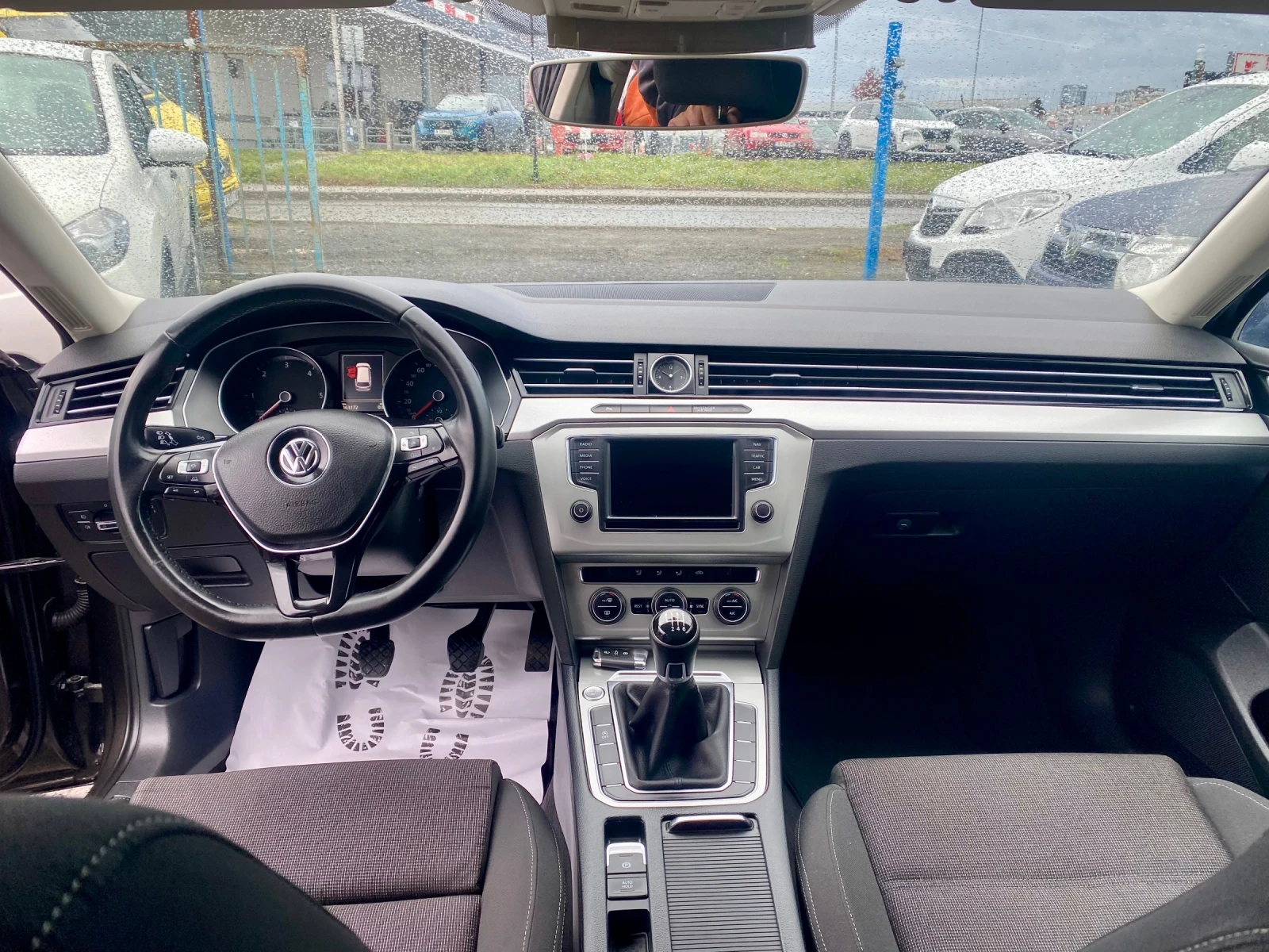 VW Passat  - изображение 9