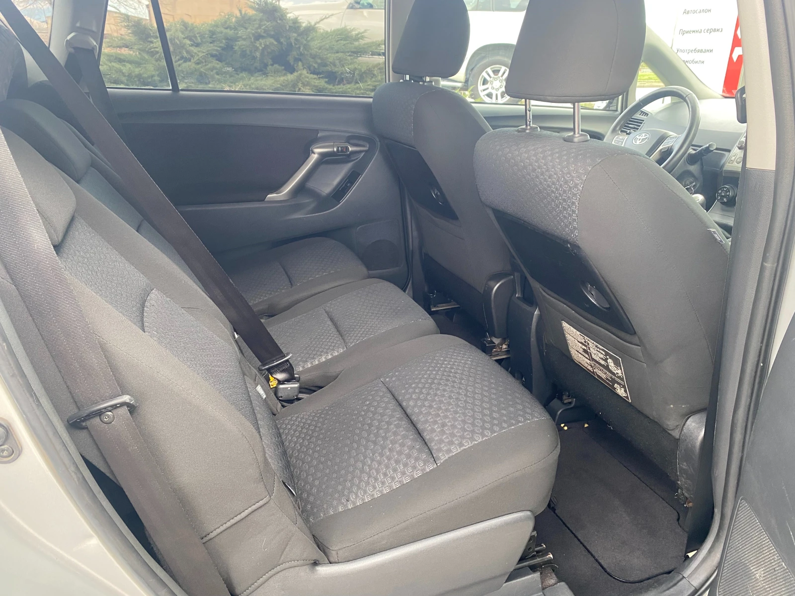 Toyota Verso 2.0D-4D MT | Mobile.bg � ����������� 12
