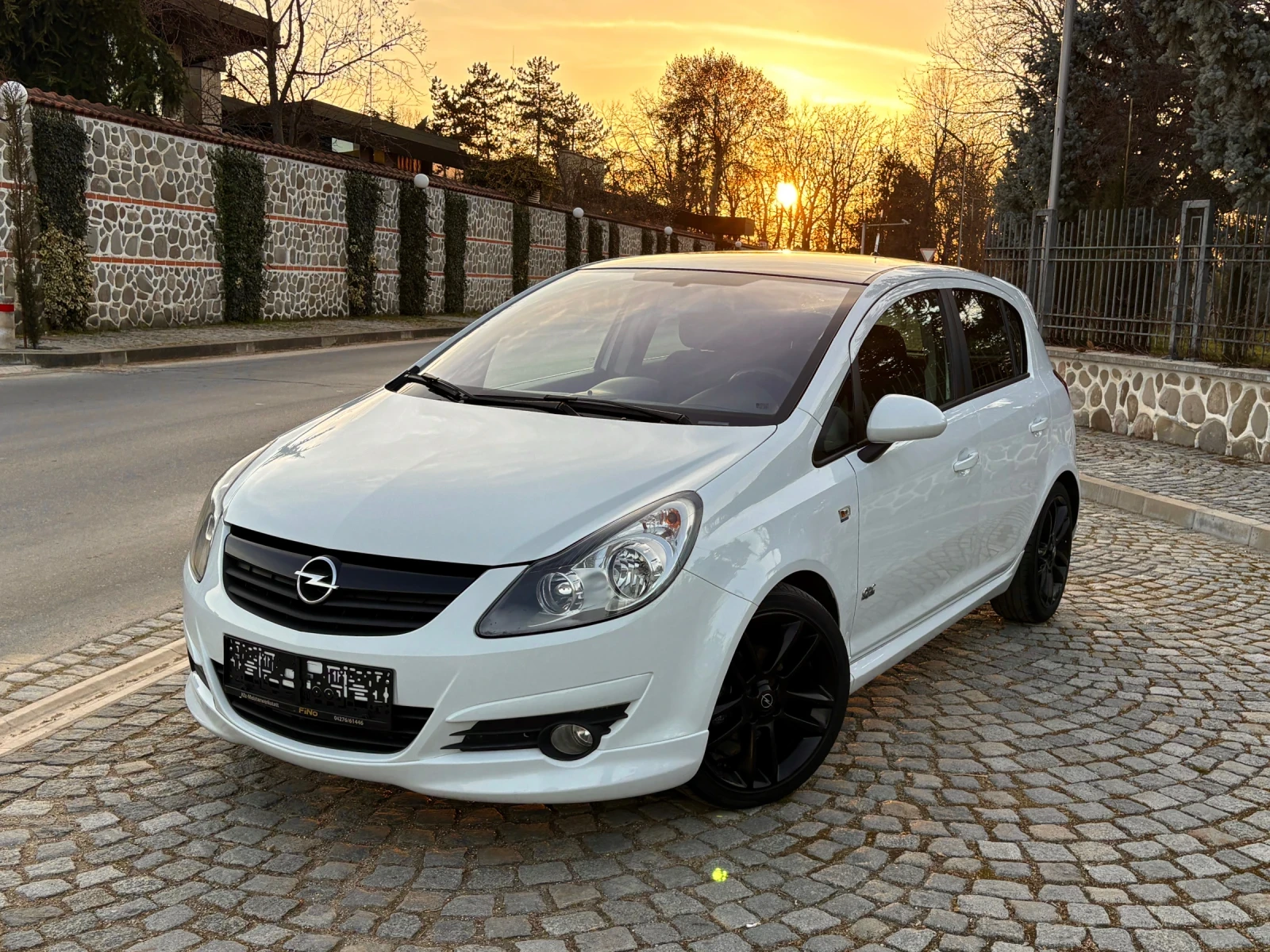 Opel Corsa 1.2i OPC-LINE Обслужена* 176 000км* , снимка 2 - Автомобили и джипове - 53802263