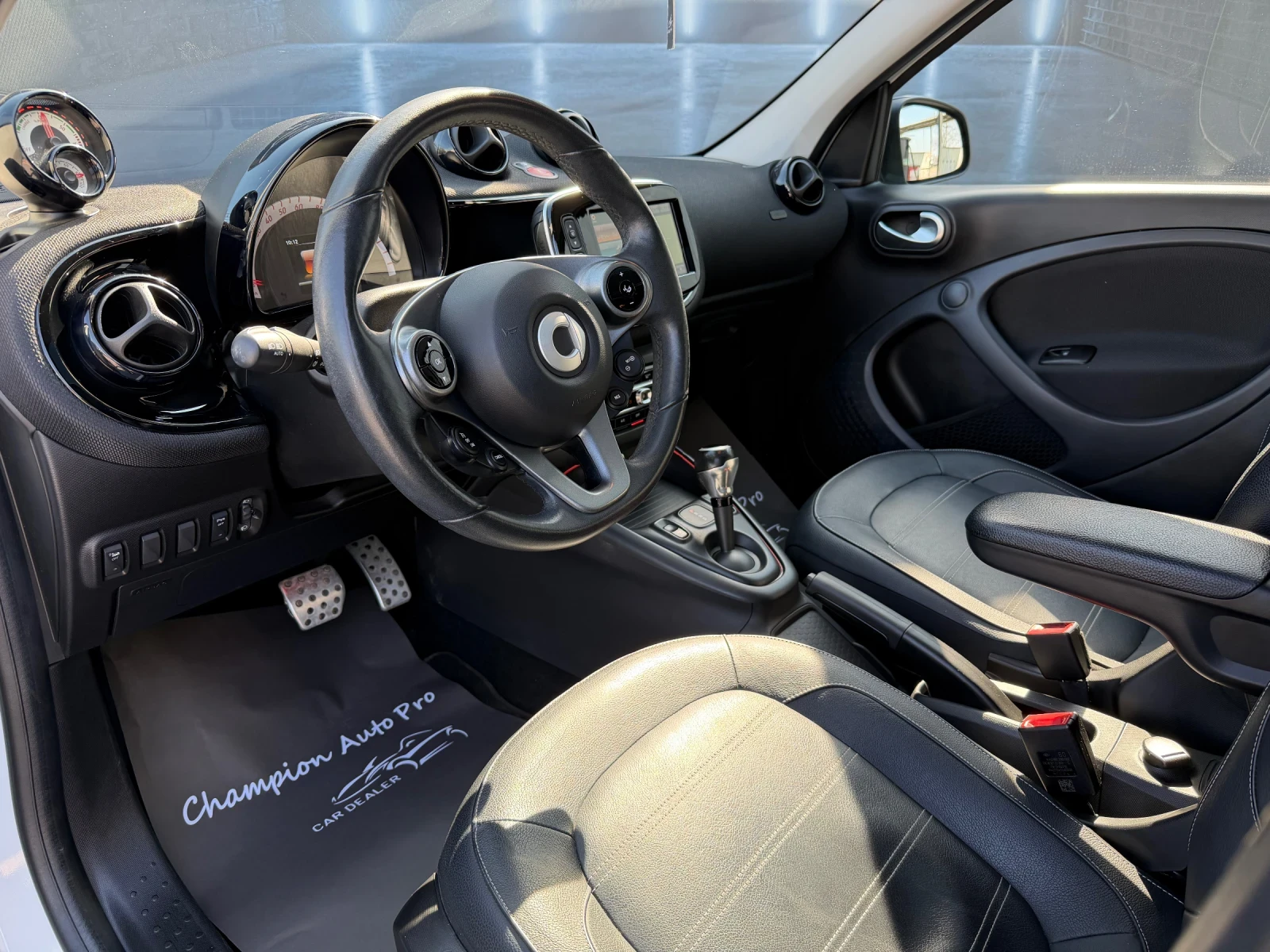 Smart Forfour Edition one brabus, снимка 7 - Автомобили и джипове - 54097928