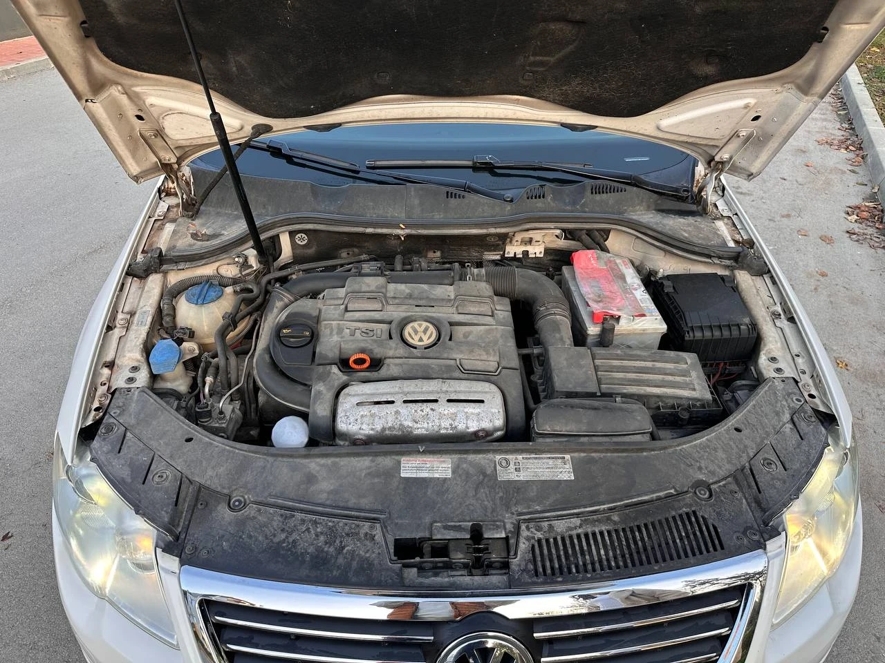 VW Passat, снимка 15 - Автомобили и джипове - 54920872