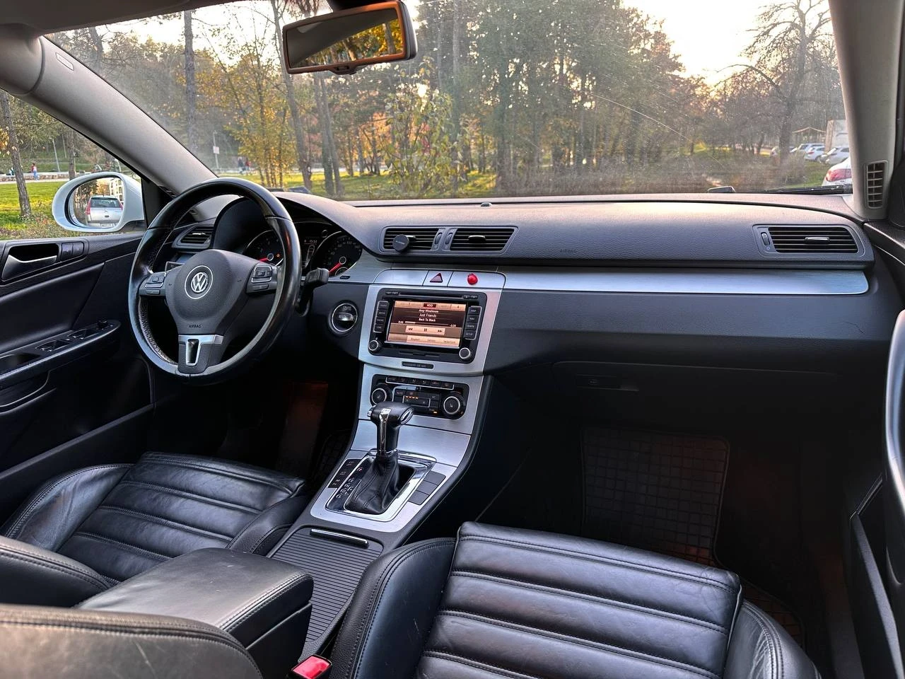 VW Passat, снимка 12 - Автомобили и джипове - 54920872