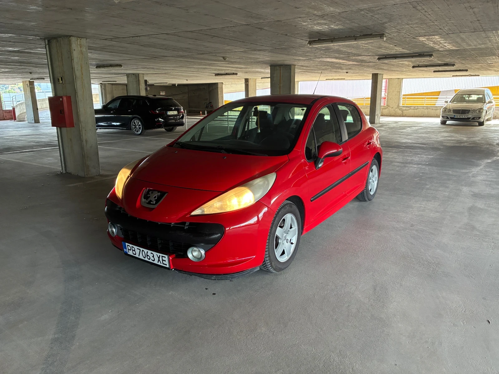 Peugeot 207 1.4i 95hp 4 ВРАТИ КЛИМАТИК РЕГИСТРИРАНА ОБСЛУЖЕНА