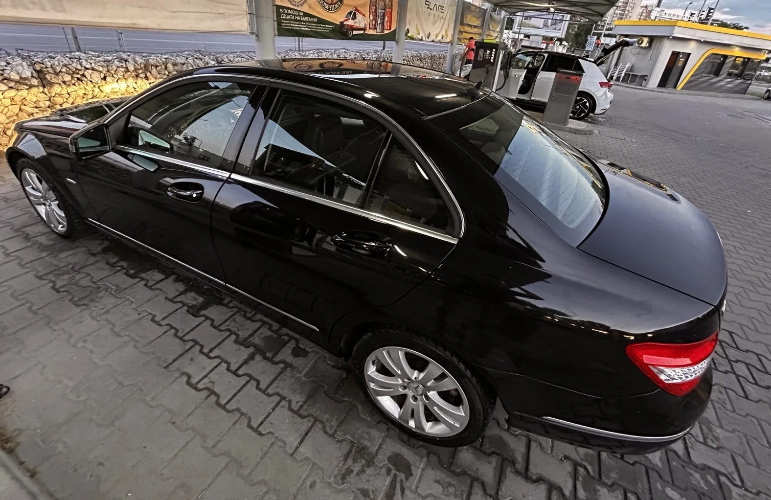 Mercedes-Benz C 250, снимка 8 - Автомобили и джипове - 54991034