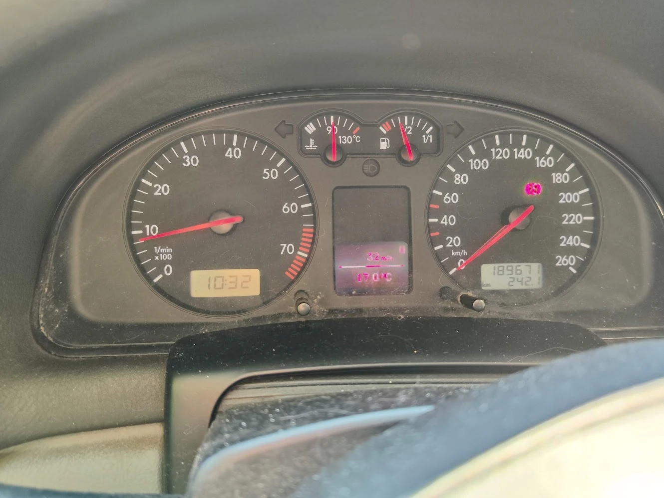 VW Passat B5, снимка 9 - Автомобили и джипове - 54998502