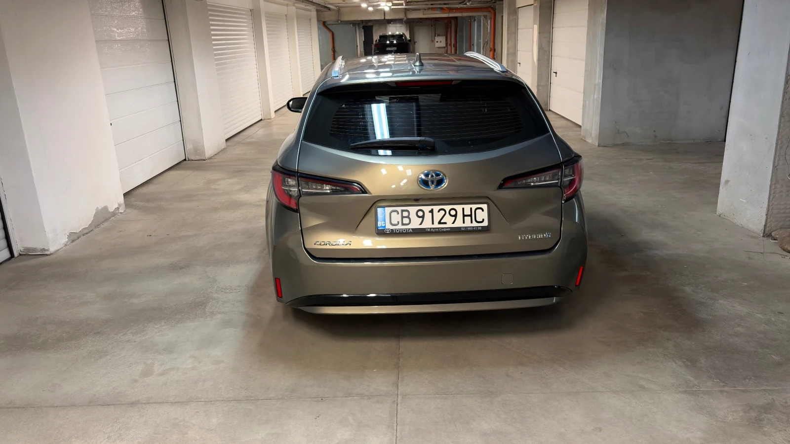 Toyota Corolla Touring Sports 1.8 Hybrid, снимка 6 - Автомобили и джипове - 55159150
