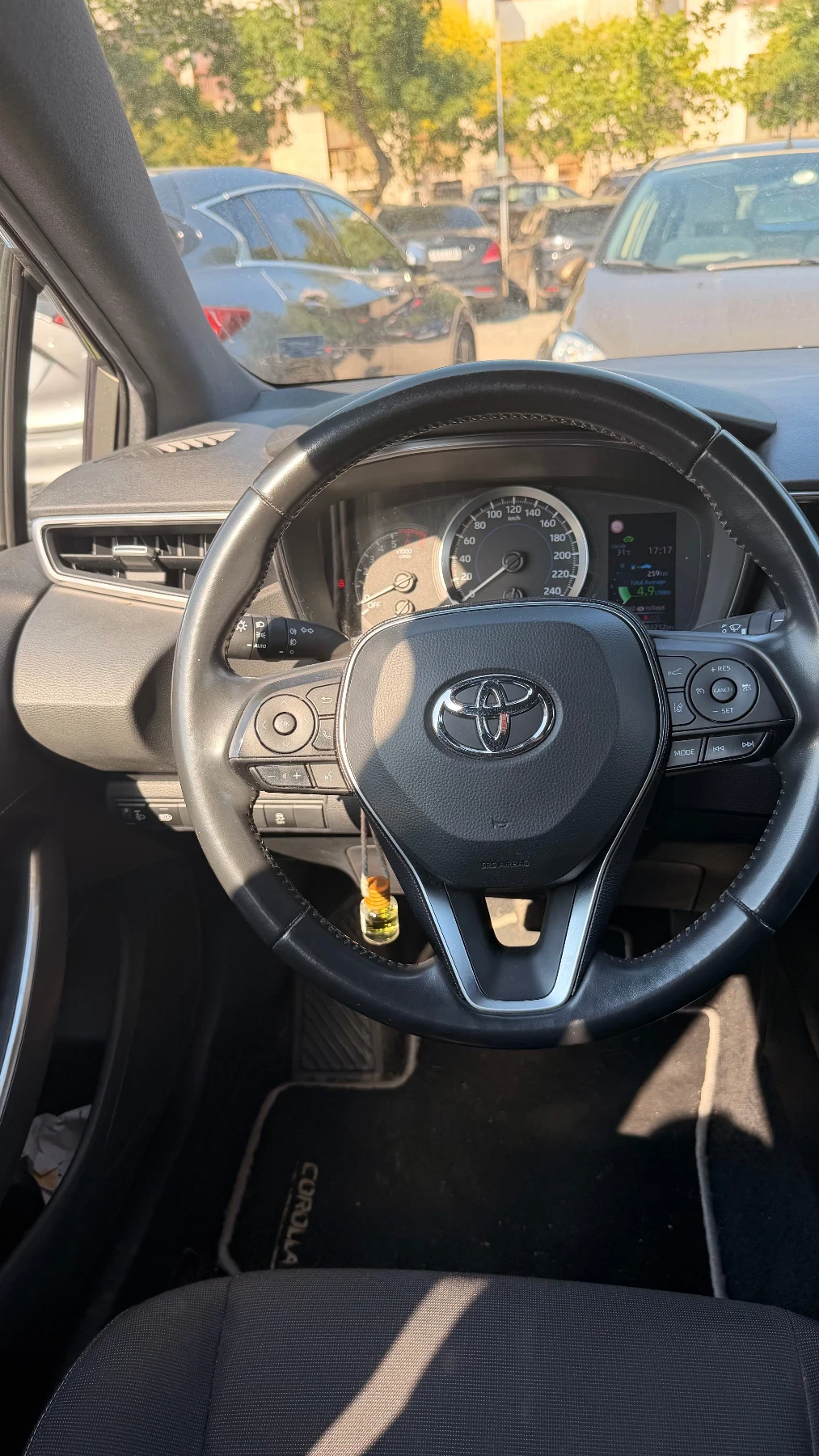 Toyota Corolla Touring Sports 1.8 Hybrid | Mobile.bg � ����������� 17