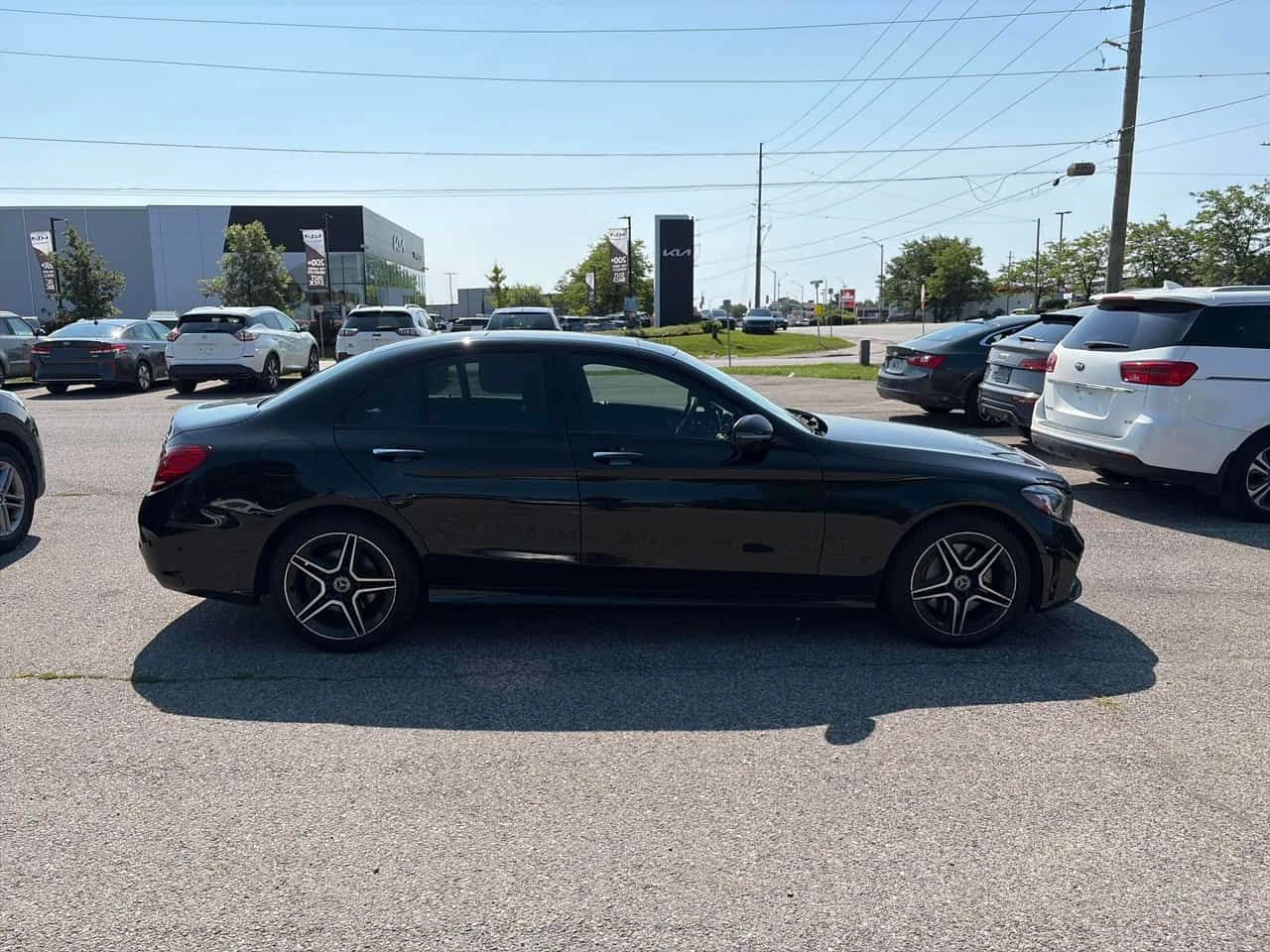 Mercedes-Benz C 300 ЛАЗЕРИ / 360 / ДИСТРОНИК / CARFAX, снимка 3 - Автомобили и джипове - 55555894