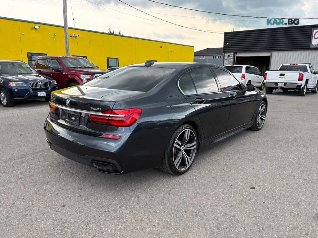 BMW 750 Head-up* PANO * АвтоКредит * (ЦЕНА ДО БГ) * , снимка 5 - Автомобили и джипове - 56012407