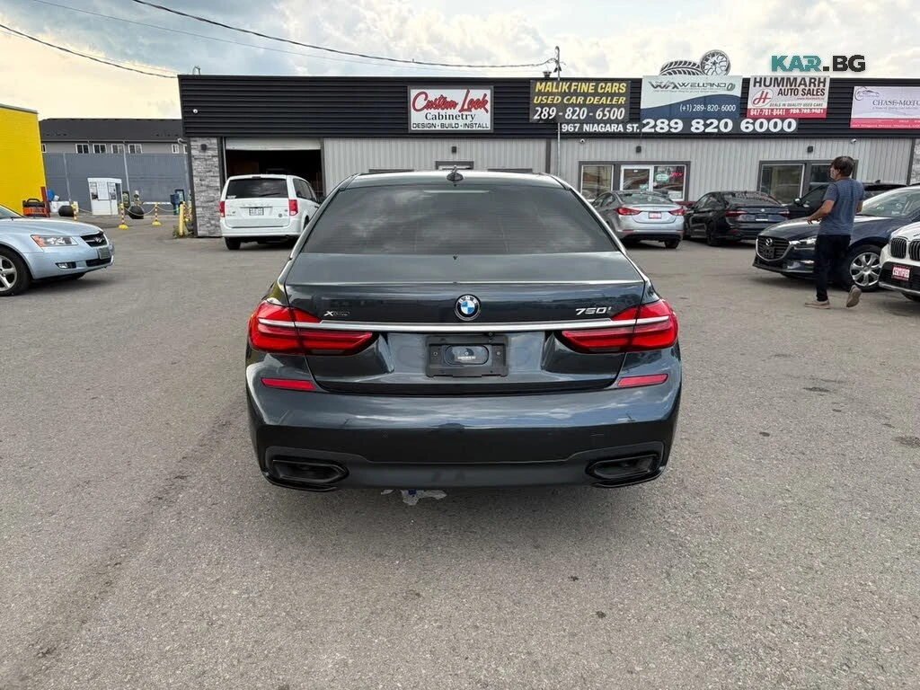 BMW 750 Head-up* PANO * АвтоКредит * (ЦЕНА ДО БГ) * , снимка 6 - Автомобили и джипове - 56012407