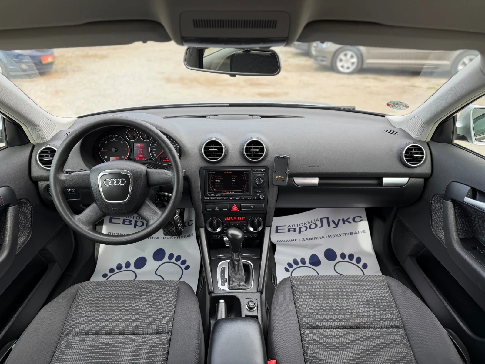 Audi A3 1.9TDI 105кс АВТОМАТИК НАВИ ПОДГРЕВ, снимка 9 - Автомобили и джипове - 56221805