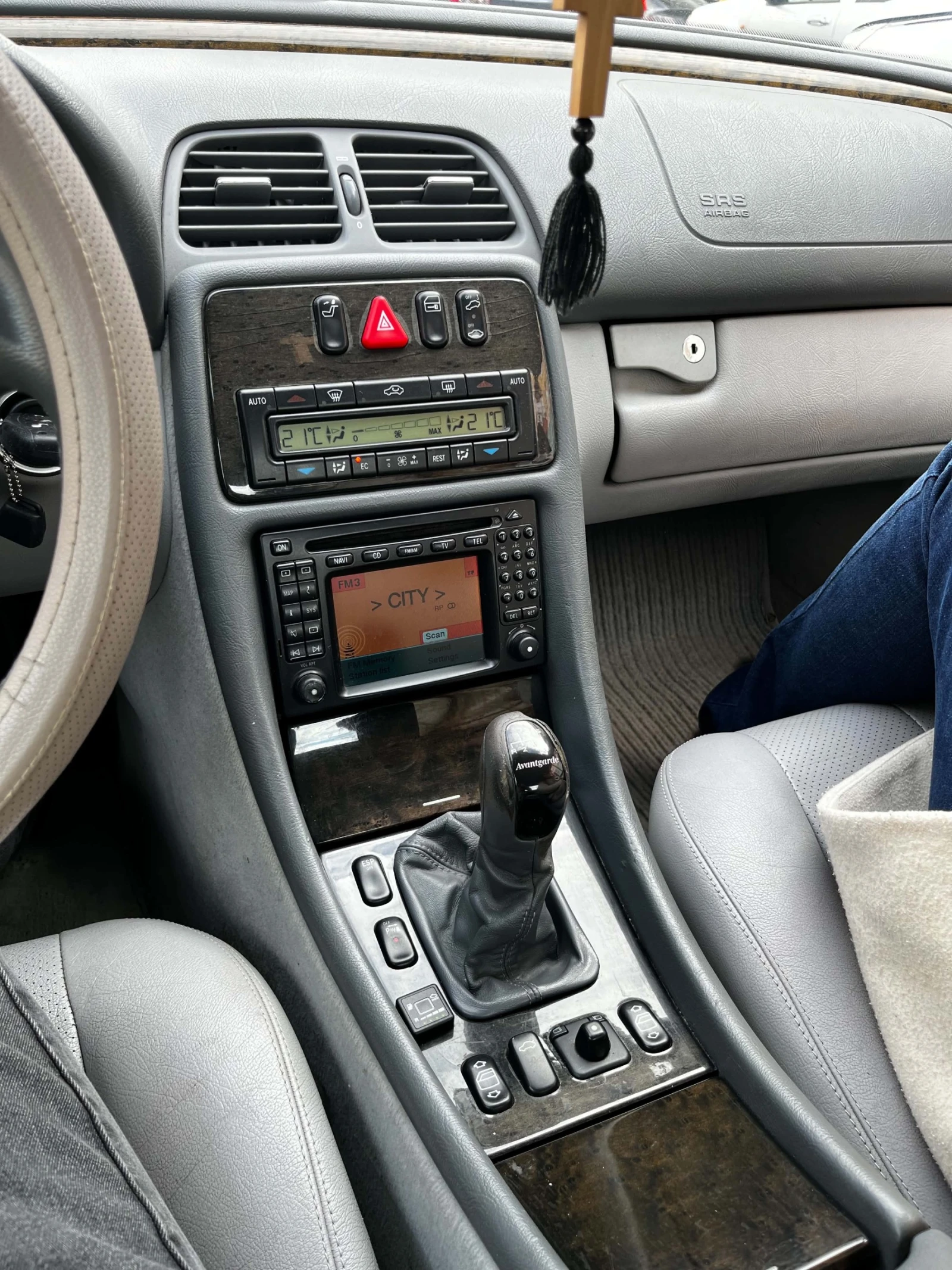 Mercedes-Benz CLK 200 ГАЗ Kompressor, снимка 6 - Автомобили и джипове - 56232832