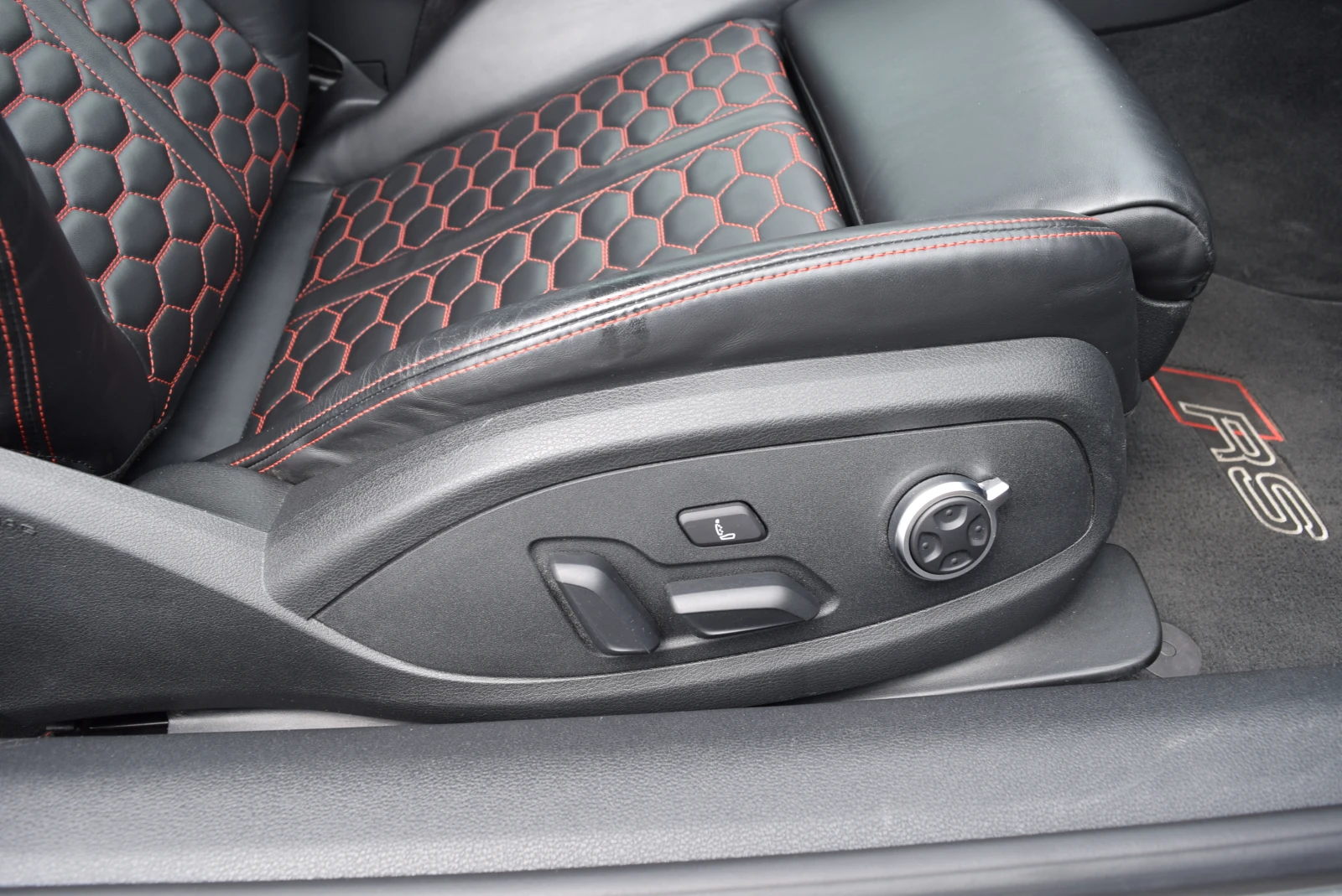Audi Rs5, снимка 10 - Автомобили и джипове - 56346707