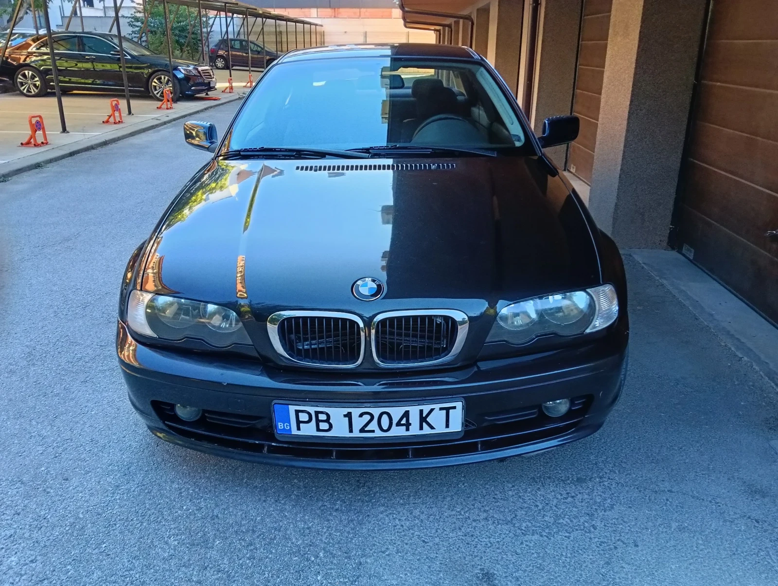 BMW 318, снимка 5 - Автомобили и джипове - 56349593
