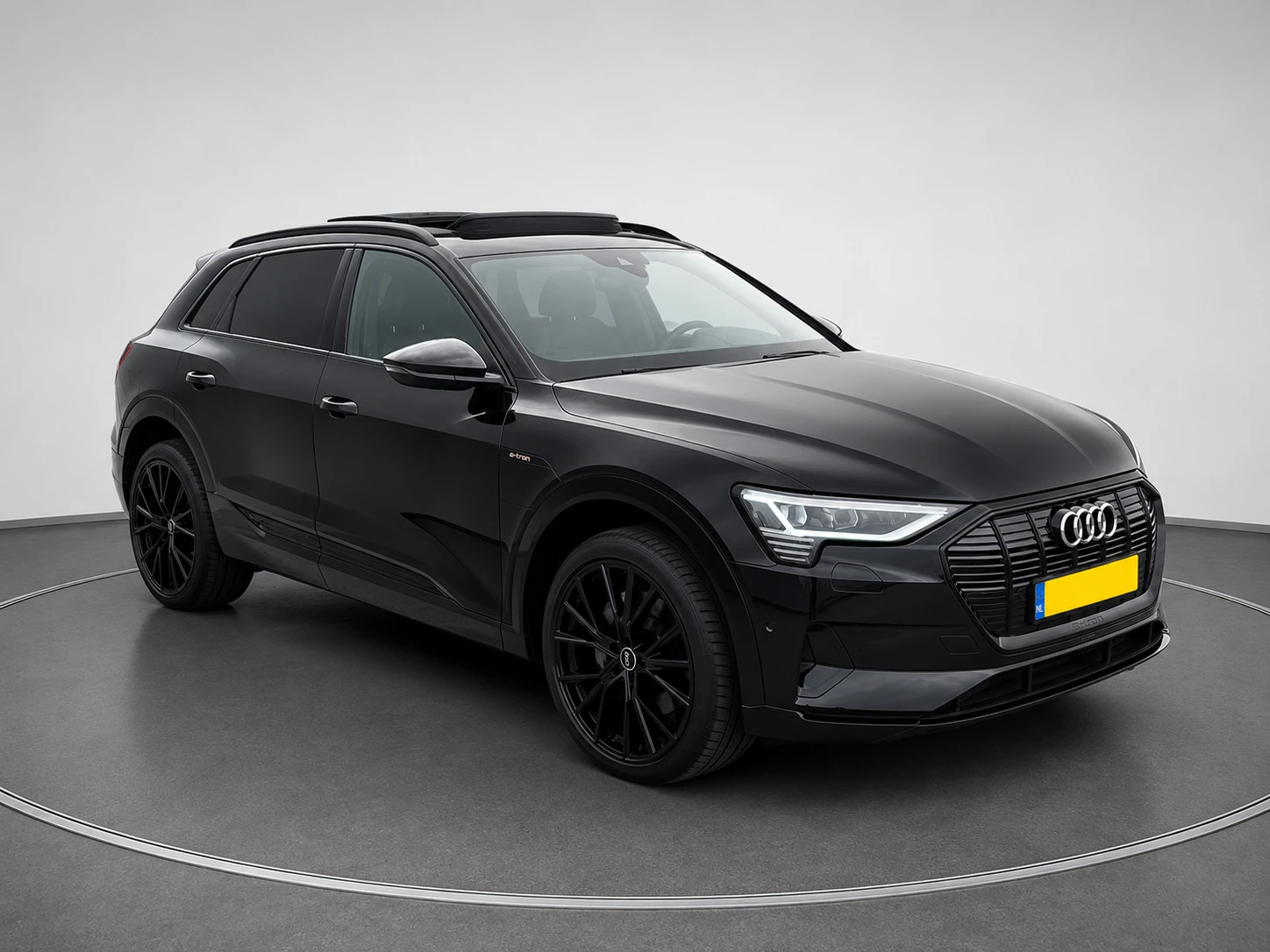 Audi E-Tron 55  S-edition Leather Navi Led Camera 86% SoH | Mobile.bg � ����������� 1
