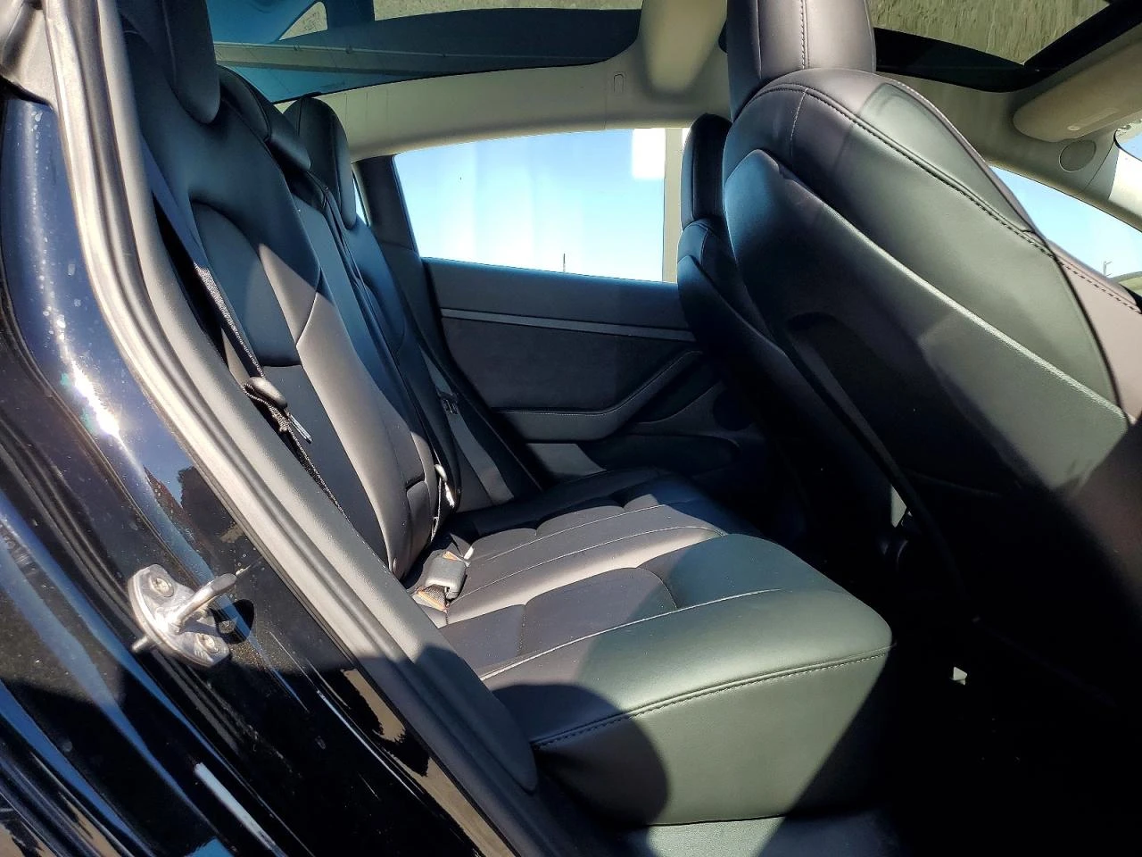 Tesla Model 3 LONG RANGE/RWD, снимка 10 - Автомобили и джипове - 56507968