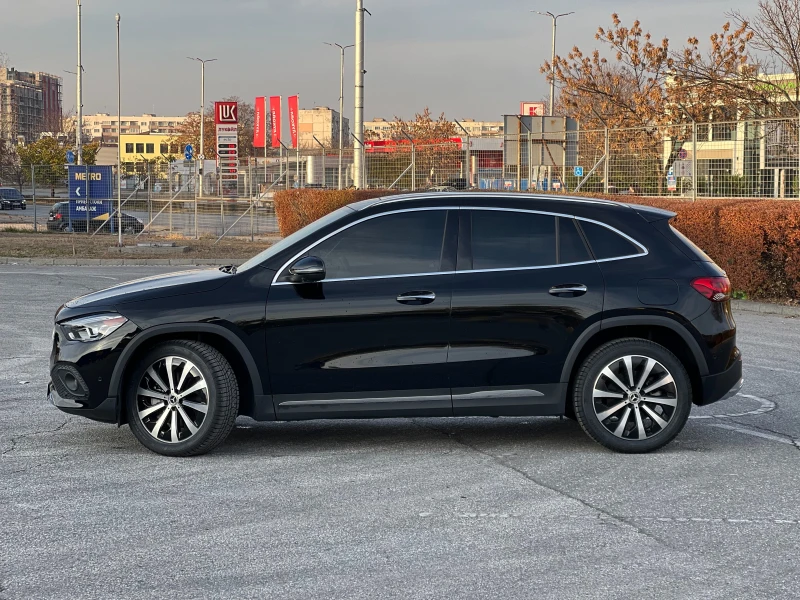 Mercedes-Benz GLA 250 Pinnacle Driver Assist, снимка 4 - Автомобили и джипове - 48045151