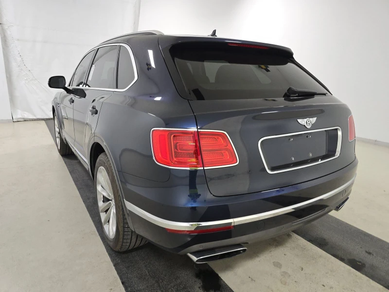 Bentley Bentayga W12, снимка 6 - Автомобили и джипове - 49010275