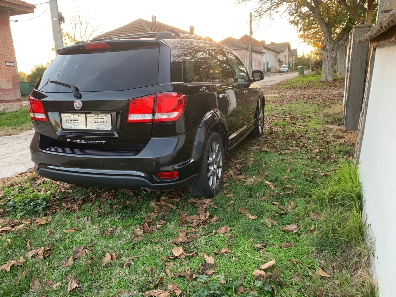 Fiat Freemont, снимка 5 - Автомобили и джипове - 52276550