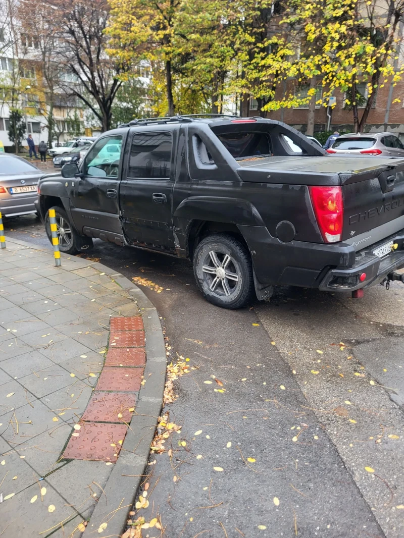 Chevrolet Avalanche, снимка 6 - Автомобили и джипове - 52470977