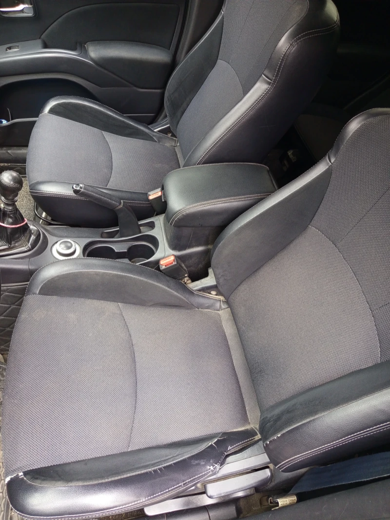 Peugeot 4007 2.2 HDI, снимка 7 - Автомобили и джипове - 52680120