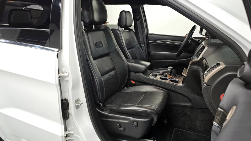Jeep Grand cherokee 3.6 OVERLAND autogeorge.com, снимка 9 - Автомобили и джипове - 53084162