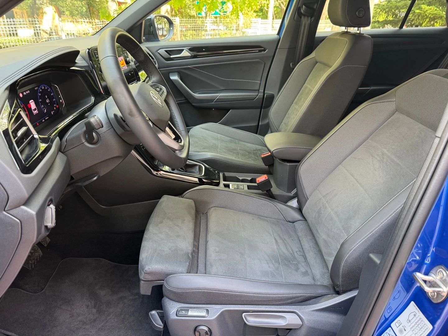 VW T-Roc VW T- Roc Style 1.5 TSI OPF DSG - изображение 6