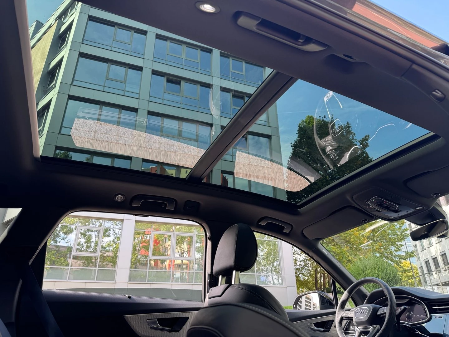 Audi Q7 S line 50 TDI quattro | Mobile.bg   16