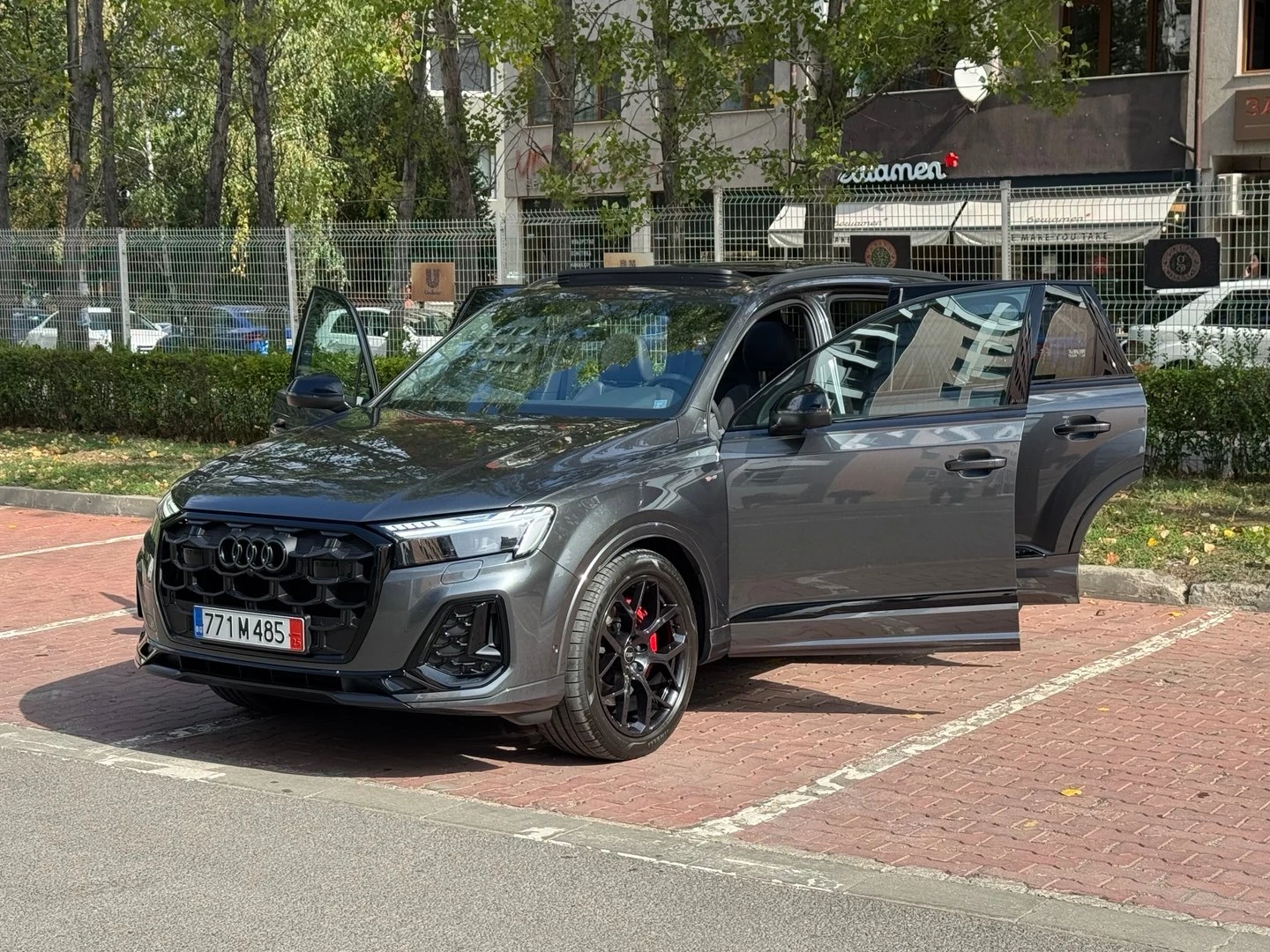 Audi Q7 S line 50 TDI quattro | Mobile.bg   7