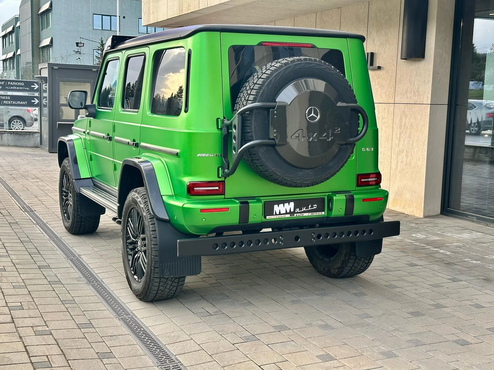 Mercedes-Benz G 63 AMG 4x4²* Manufaktur* Carbon* Burmester* 360 - изображение 3