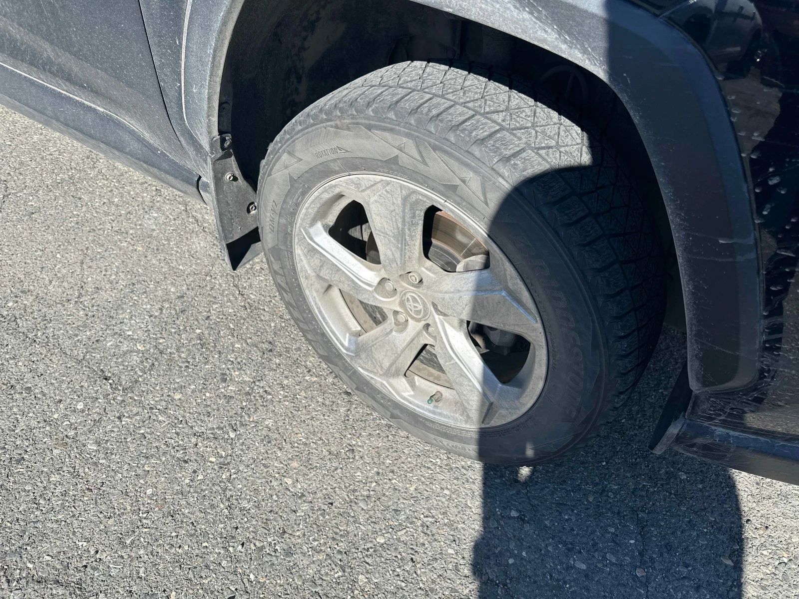 Toyota Rav4 Hybrid Limited * Обдухване * Панорама * 360 Камера, снимка 6 - Автомобили и джипове - 53934277