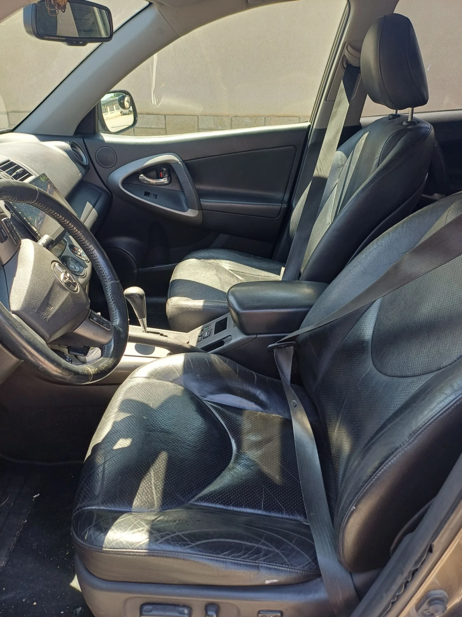 Toyota Rav4, снимка 6 - Автомобили и джипове - 55121513