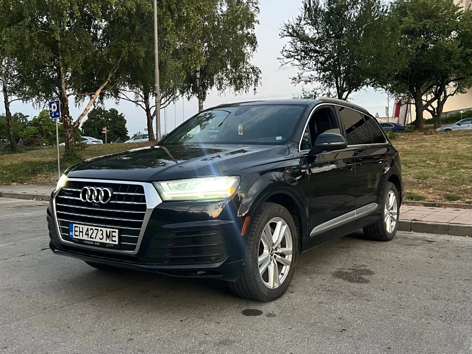 Audi Q7 3.0TFSI, снимка 2 - Автомобили и джипове - 56248700